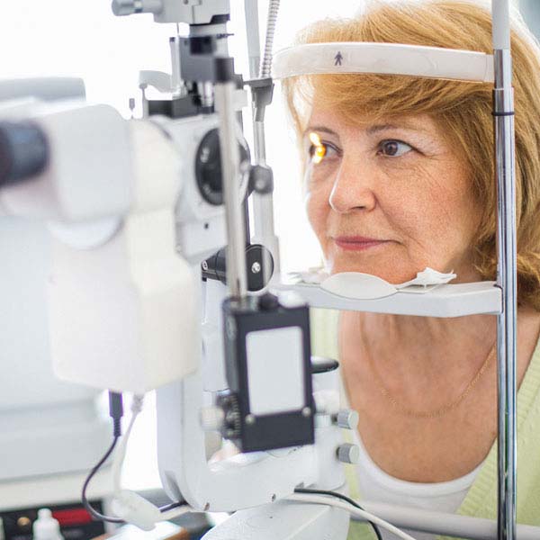 Control oftalmológico en consultorio